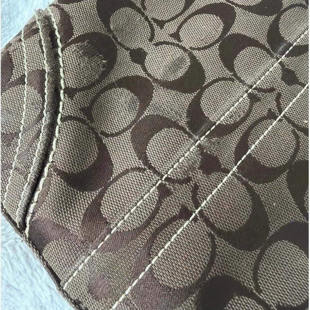 Coach Shoulder Bag - Picture 5 of 11